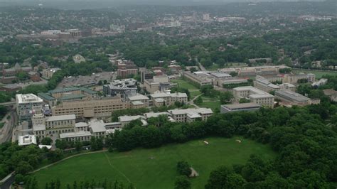 Pittsburgh carnegie mellon - Carnegie Mellon Campus Think Pittsburgh Diversity (DEI&B) Programs Undergraduate Business Curriculum Majors and Minors Concentrations Pre-2020 Concentration Requirements Course Spotlights General Education Requirements University Core Requirements Breadth Requirements Study Abroad